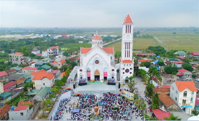 Đền Thánh Phêrô Lê Tùy