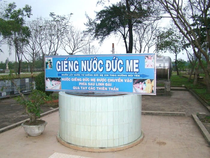 Trung tâm hành hương Đức Mẹ La Vang