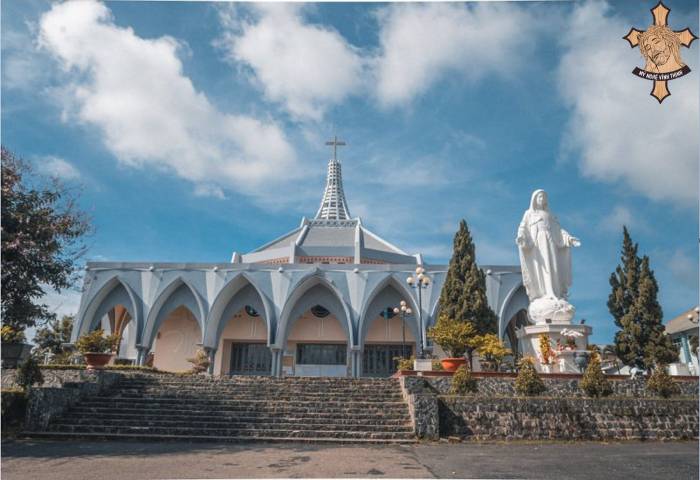 Nhà thờ Bảo Lộc