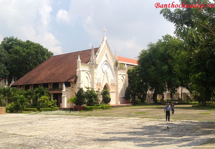 Nhà thờ Cha Long